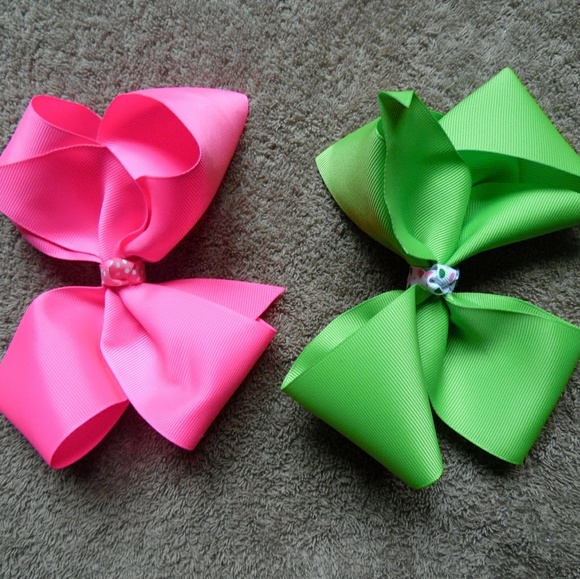 Bows - Picture 4 of 4
